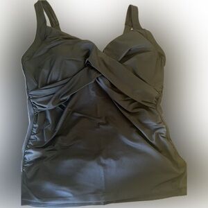 New in Package Lands’ End Black 14 DDD Tankini
